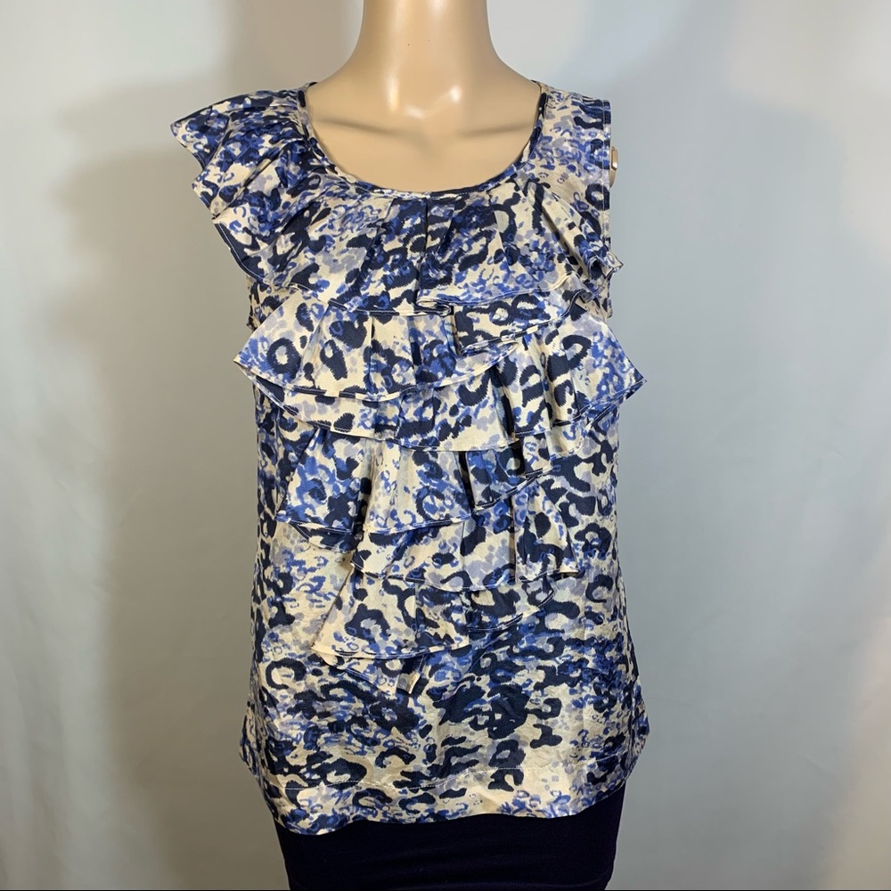 🩷 CAbi Blue and White Ruffled Sleeveless Camisole